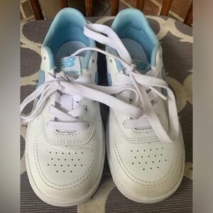New Balance White Light Blue Leather Sneakers Unisex Kids Lace Up Breathable